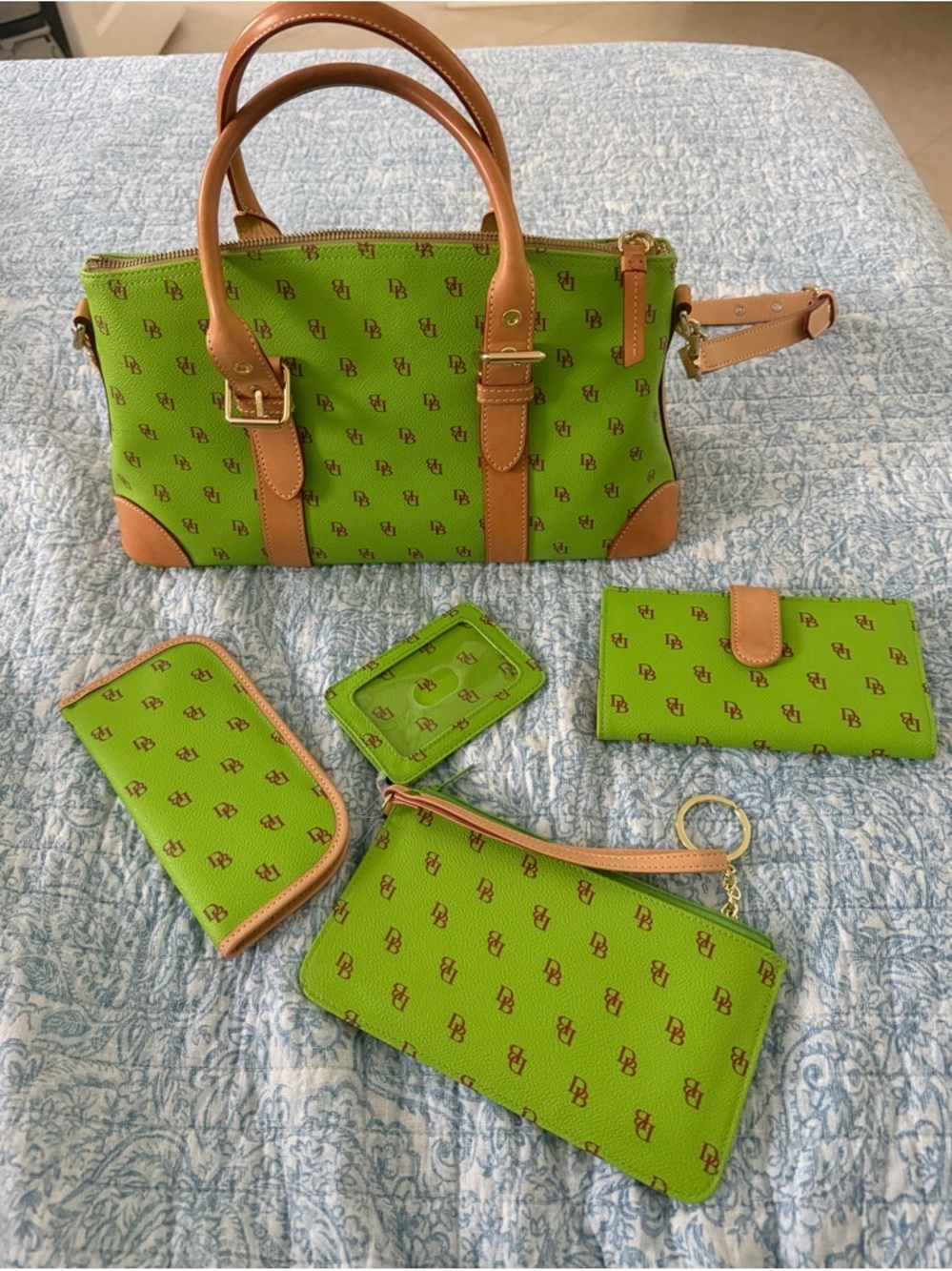 Dooney & Bourke Green W/ Red Signature Monogram Satchel 5 Piece Set